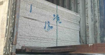 湖北 芝麻白花岗岩石材3.0公分光面毛板装柜出货