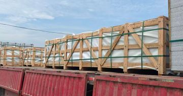 湖北 芝麻白花岗岩地铺石出口专车-泰国游