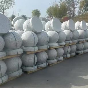 湖北 白麻花岗岩石材圆球，石球，挡车球，隔离球，景观石球，风水球等
