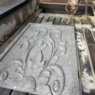 湖北 白麻别墅干挂雕花板