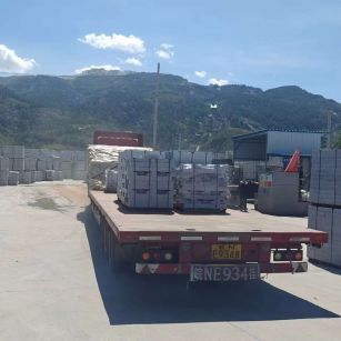 湖北 芝麻白仿形路沿石，直形路沿石