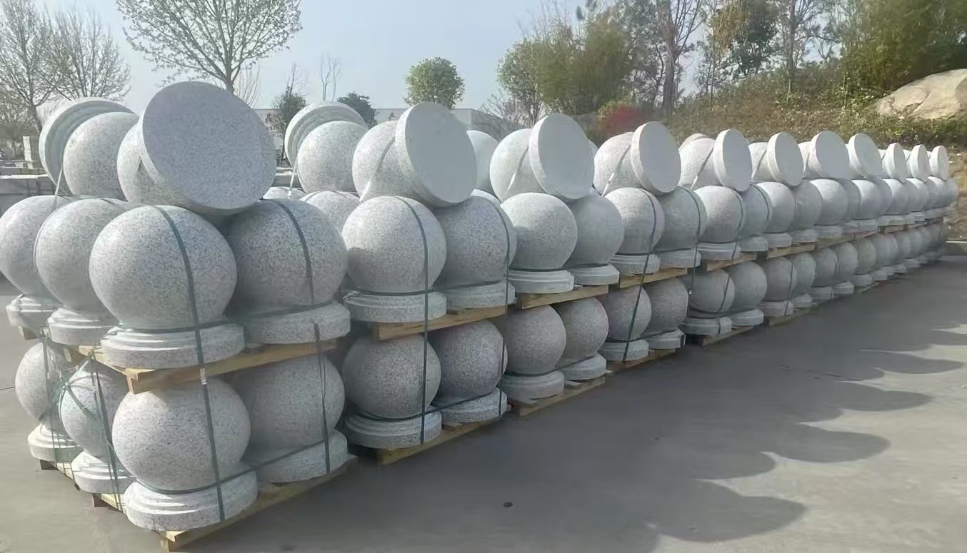 湖北 白麻花岗岩石材圆球，石球，挡车球，隔离球，景观石球，风水球等
