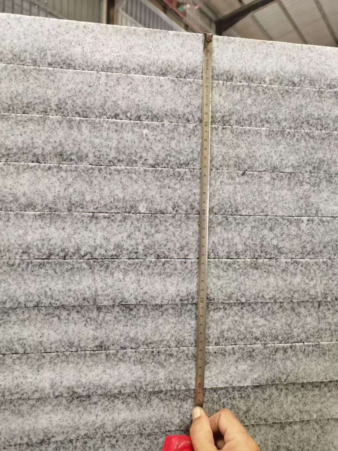 湖北 芝麻白火烧成品厚薄均匀，B料价格接近A料质量