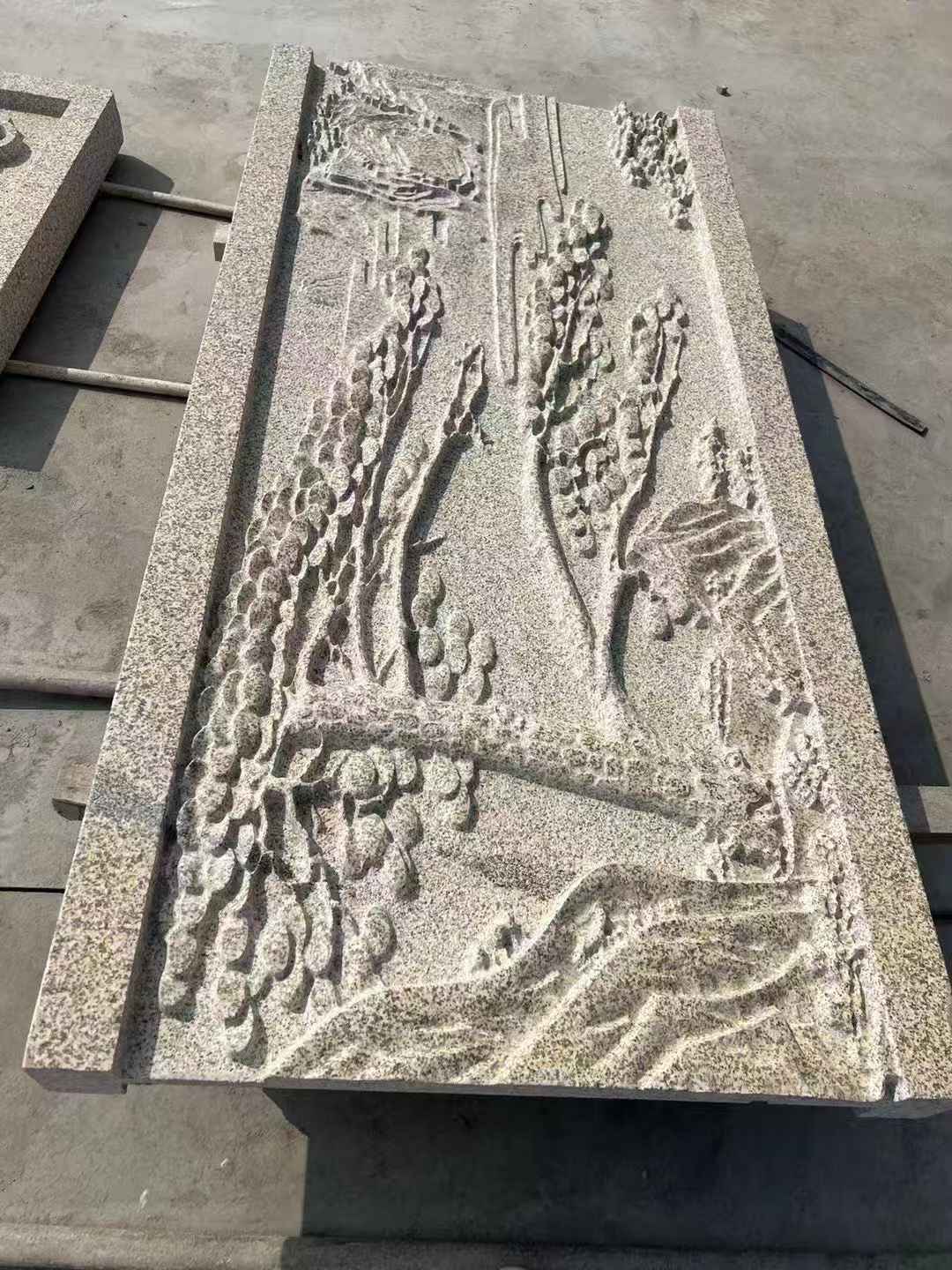 湖北 黄金麻雕刻板浮雕迎客松