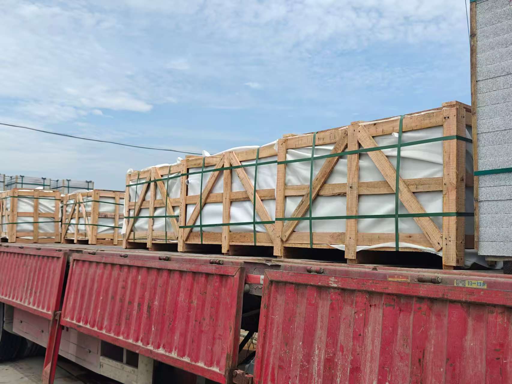 湖北 芝麻白花岗岩地铺石出口专车-泰国游