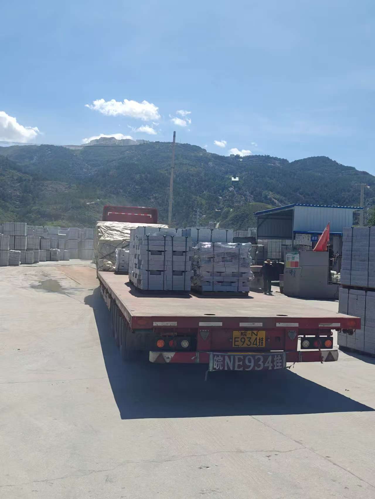 湖北 芝麻白仿形路沿石，直形路沿石