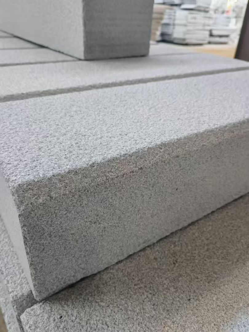 湖北 芝麻灰荔枝面路沿石